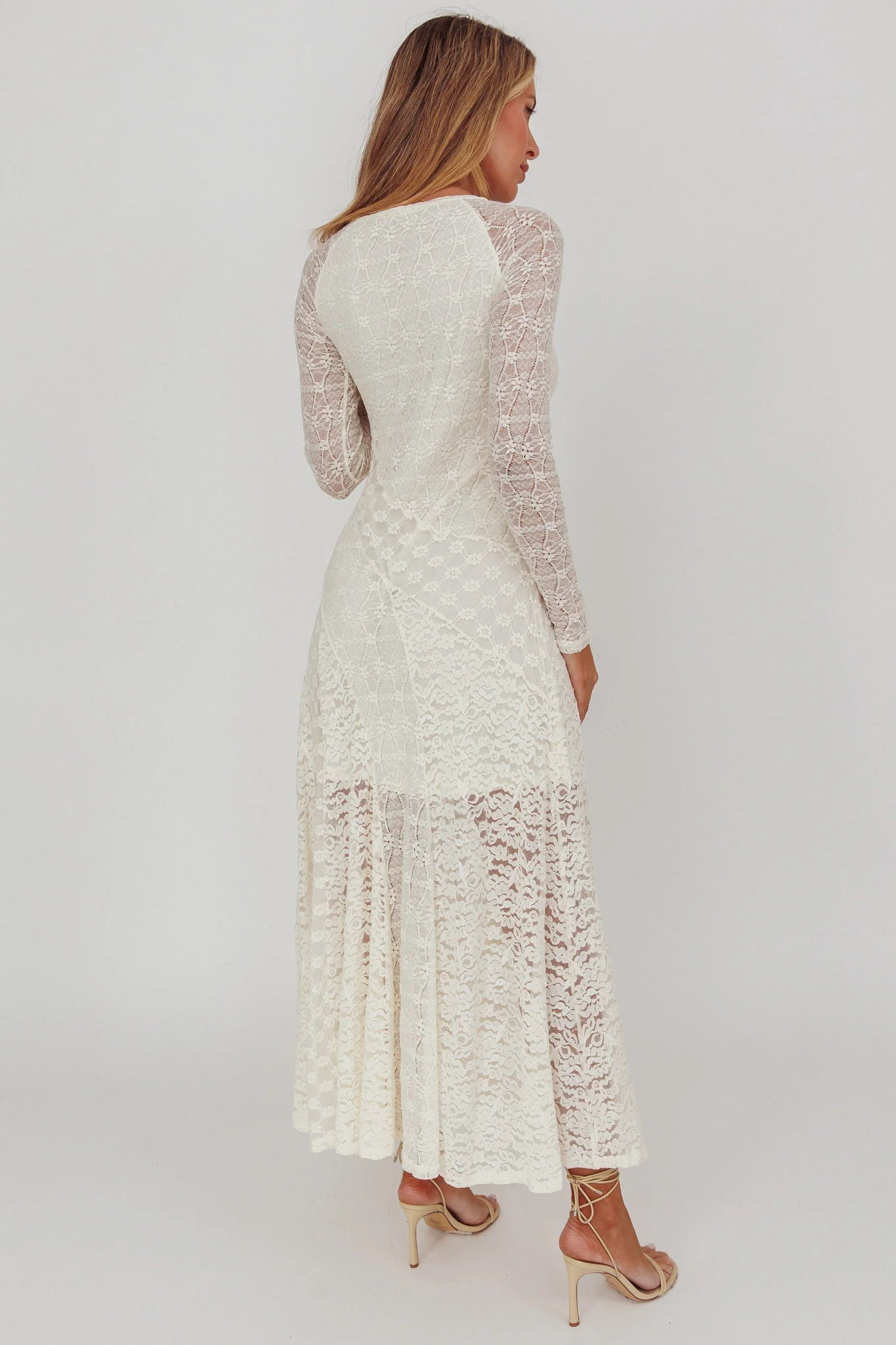 Tarly Long Sleeve Lace Maxi Dress Cream